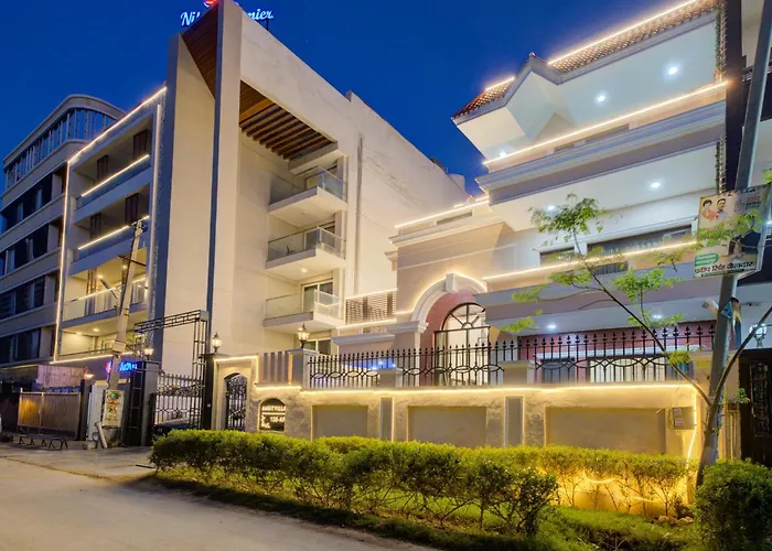 Amrit Hotel - Hotel & Banquet,Sector 32
